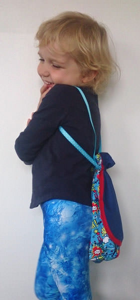 Check out this super cute model! Super Drawstring Pouch - Andrie Designs