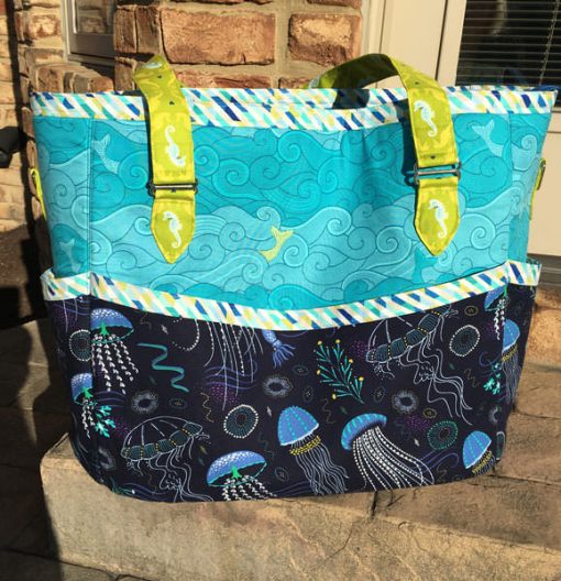 Summer Lovin’ Beach Tote | Andrie Designs